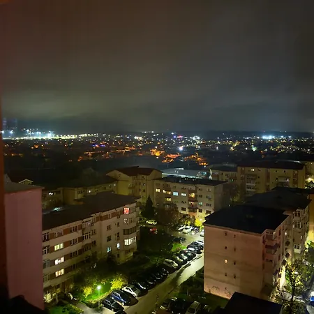 Vista Deluxe Apartment